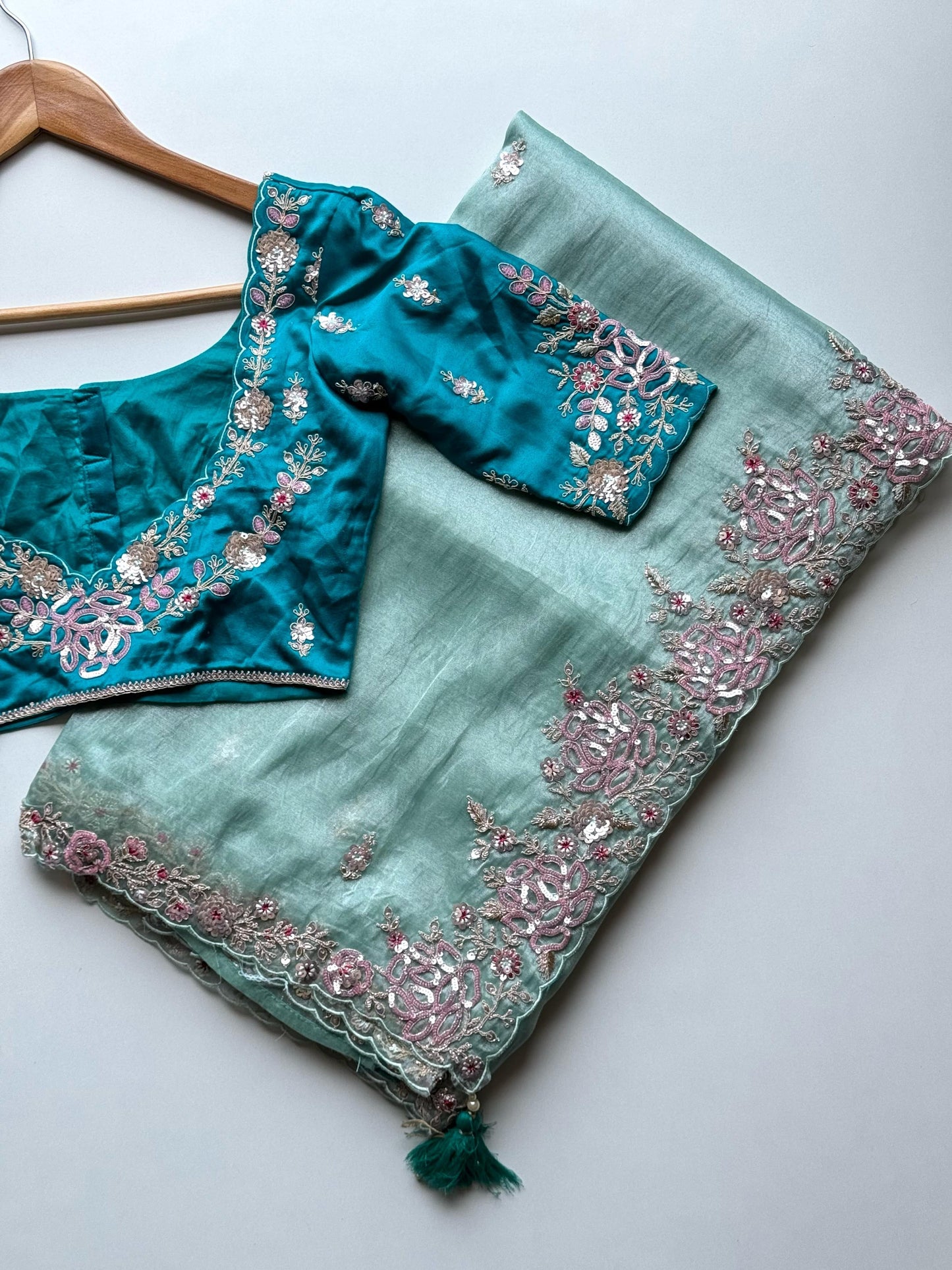 Saheli Sage Tissue Saree
