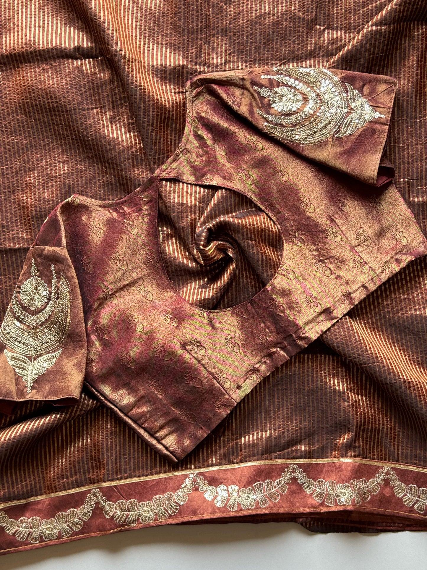 Stars on Rose Saree